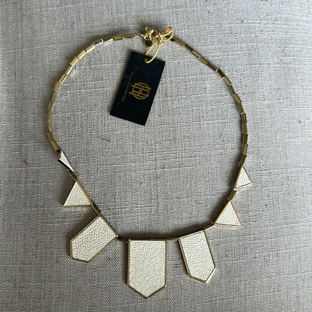 House of Harlow Womens necklace. New with tags